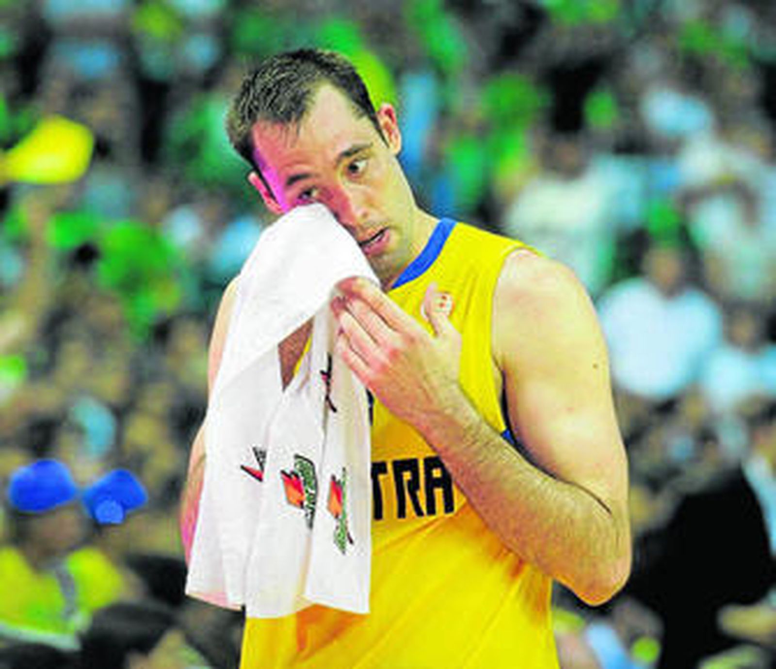 Chuck Eidson se lamenta tras perder la final de la Euroliga ante el Panathinaikos.