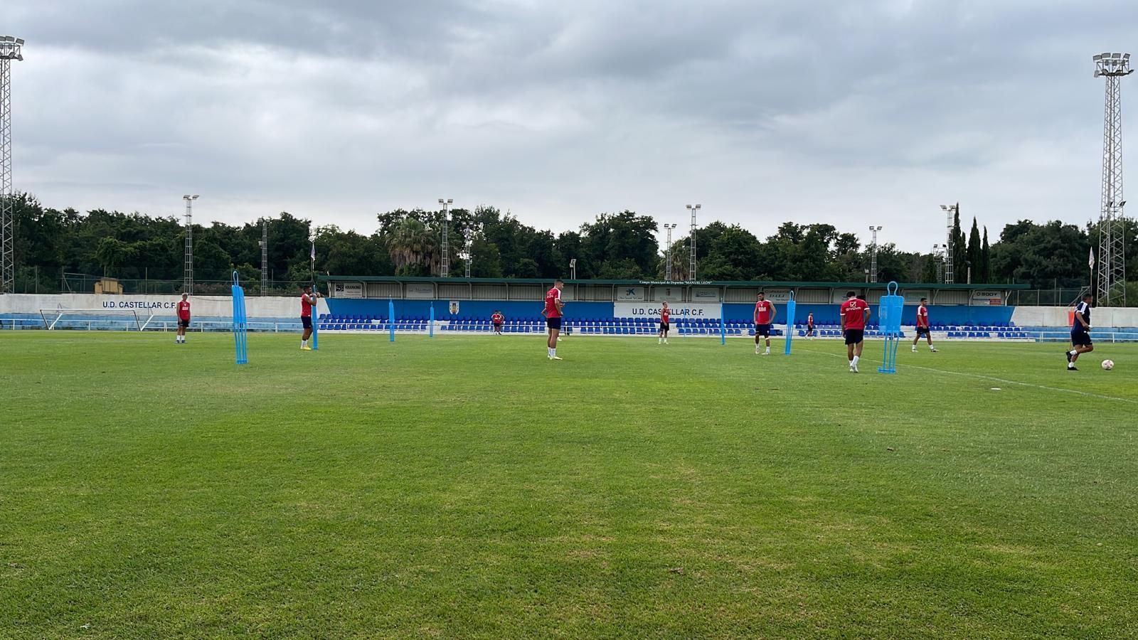 El Algeciras hace del Manuel León de Castellar su casa
