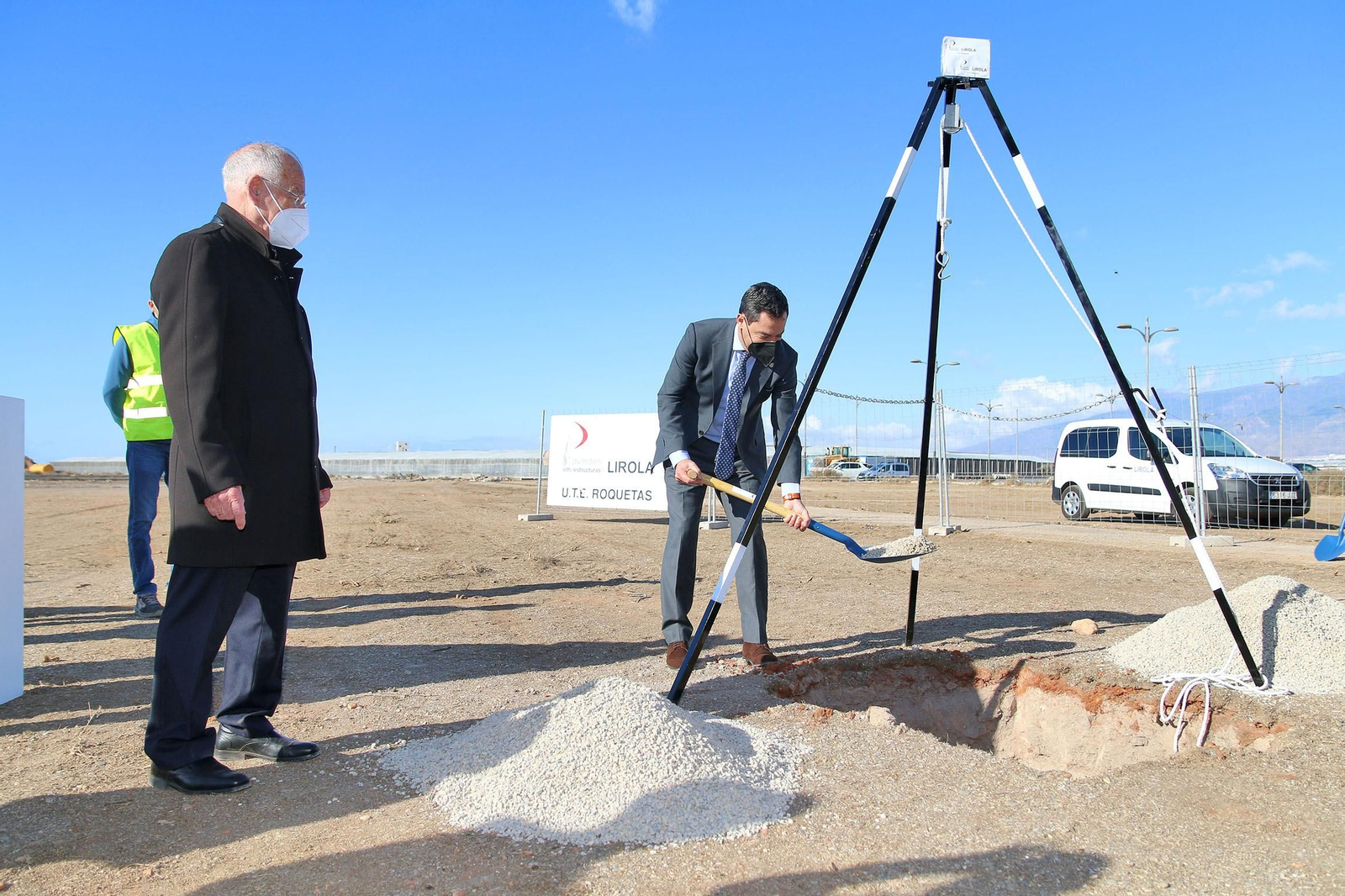 Fotogalería de la colocación de la primera piedra del hospital de Roquetas