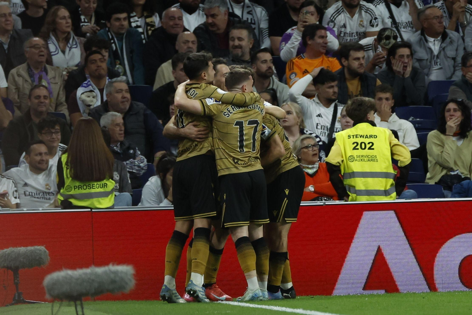 Las fotos del Real Madrid - Real Sociedad camino del Estadio de la Cartuja
