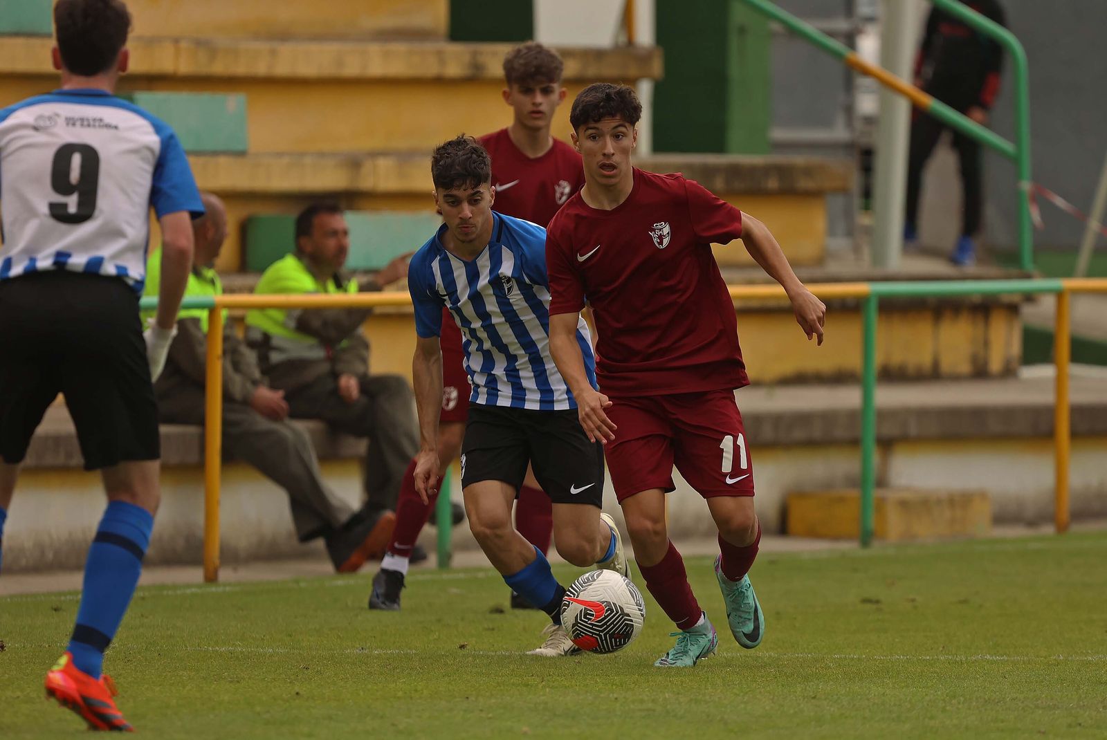 Imágenes de las finales de la Copa Andalucía infantil y cadete de fútbol en Los Barrios