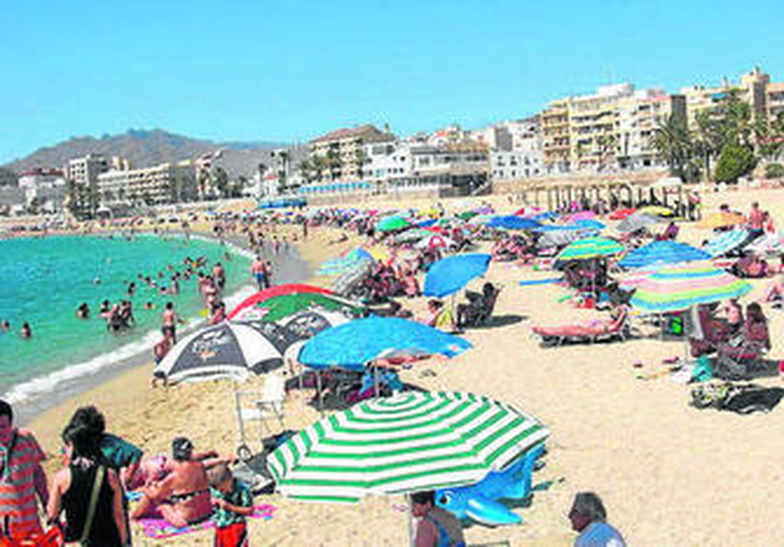 El sol y playa sigue enganchando