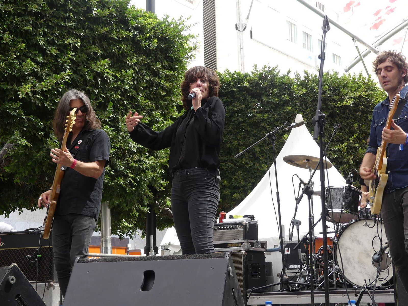 Aurora & The Betrayers, en un concierto en Almería