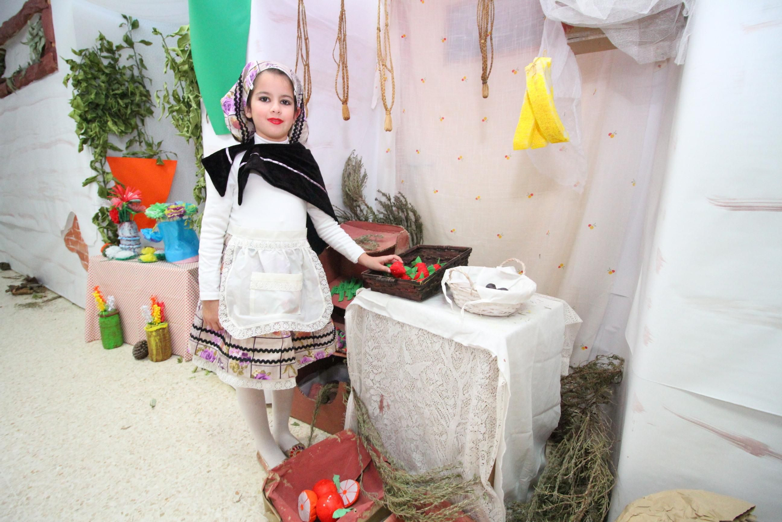 Imágenes del Belén viviente del colegio 12 de Octubre y la AMPA