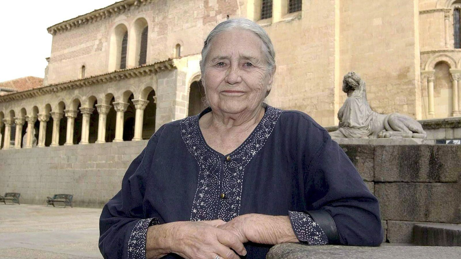 La escritora británica Doris Lessing.