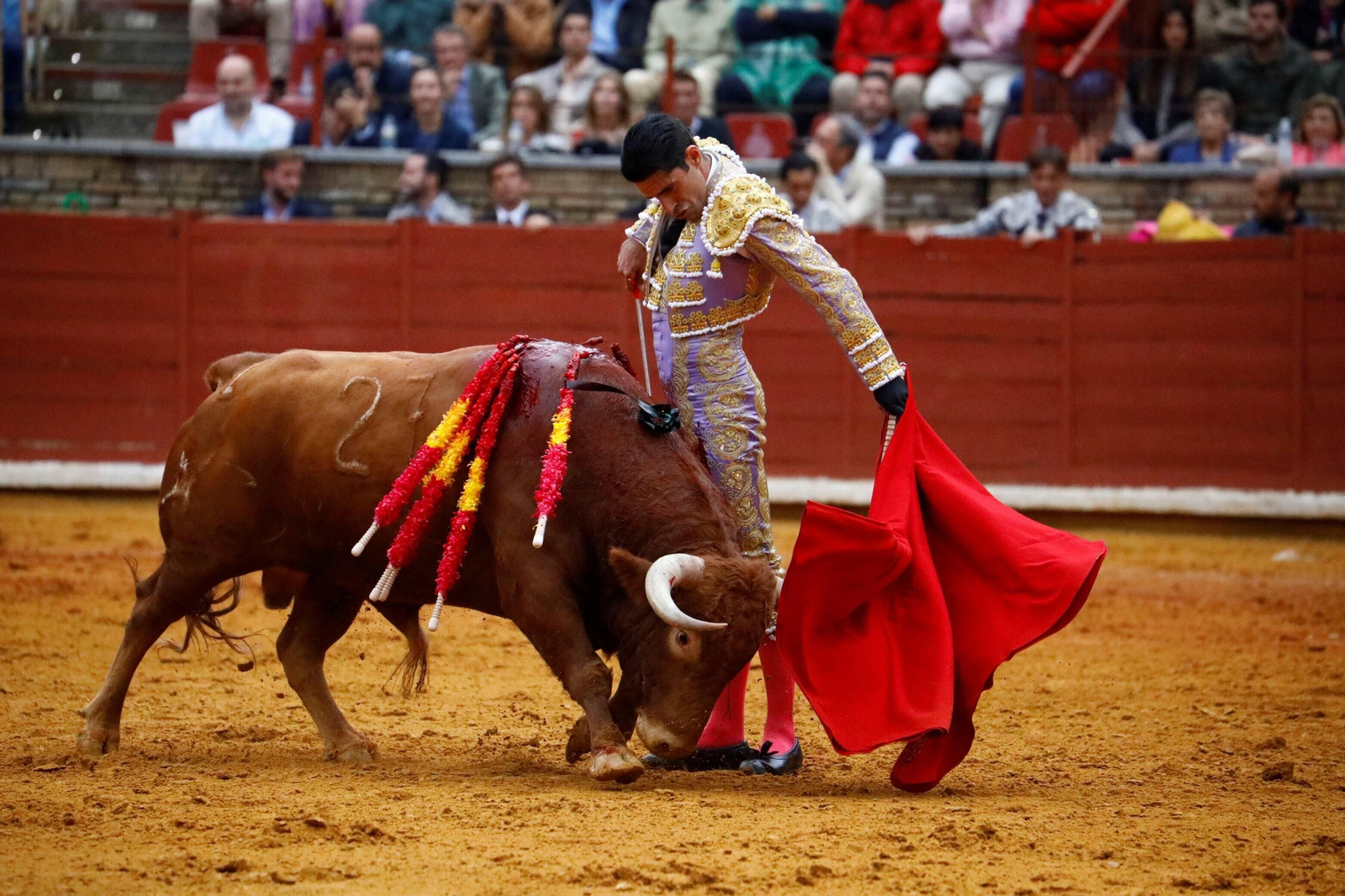 La última corrida de la Feria Taurina de Córdoba, en imágenes