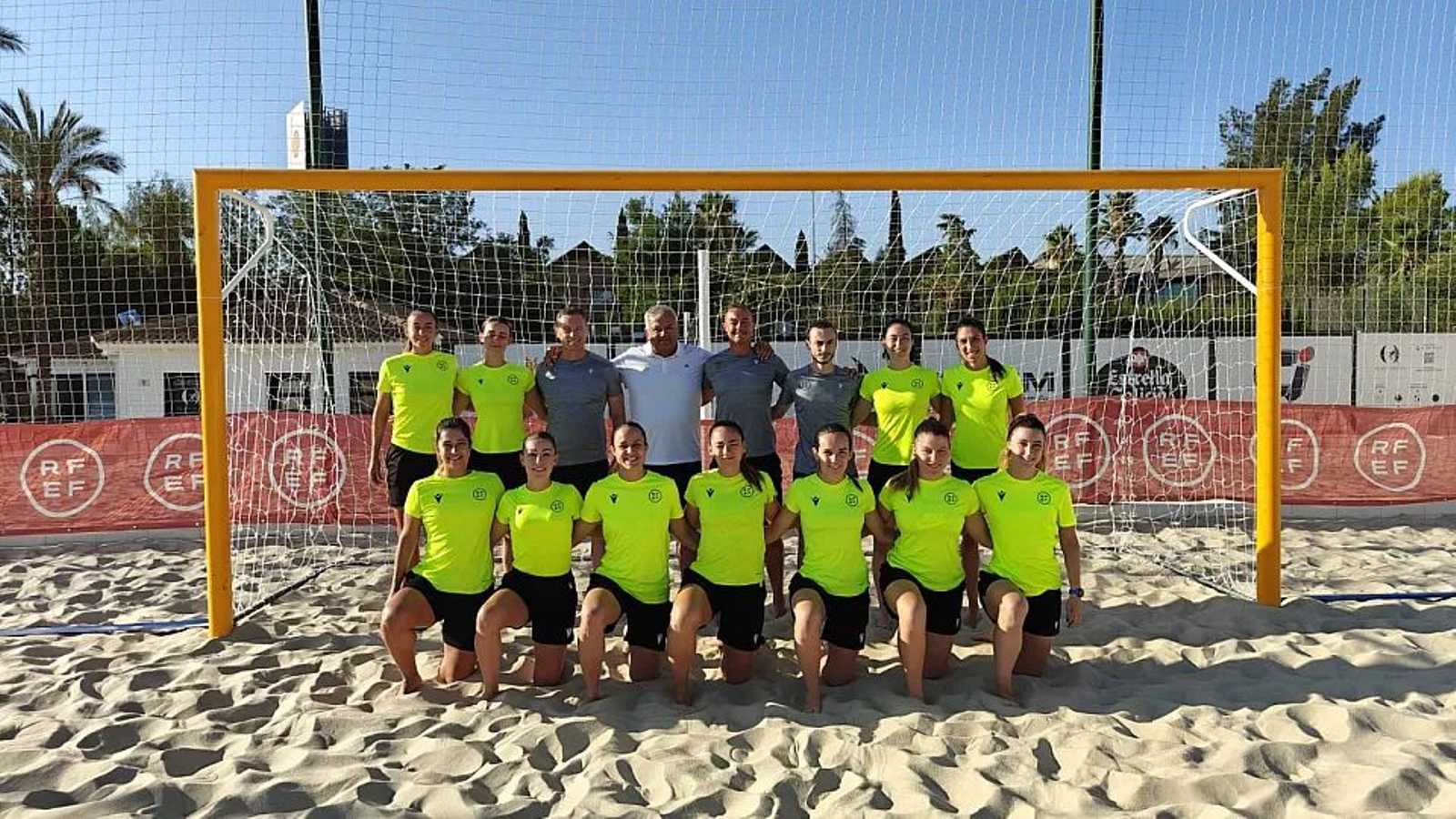 Elenco de árbitras que dirigen la Copa Federación femenina.