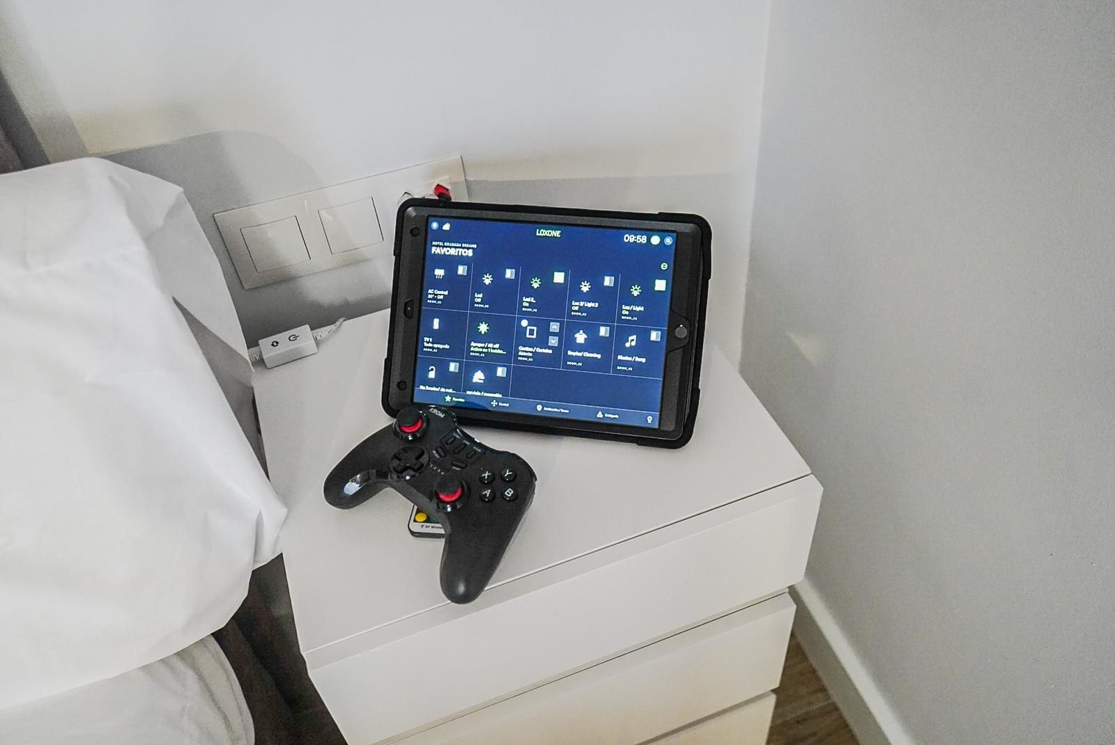 Descubre el interior del hotel impulsado por una Inteligencia Artificial en Granada: todas las imágenes