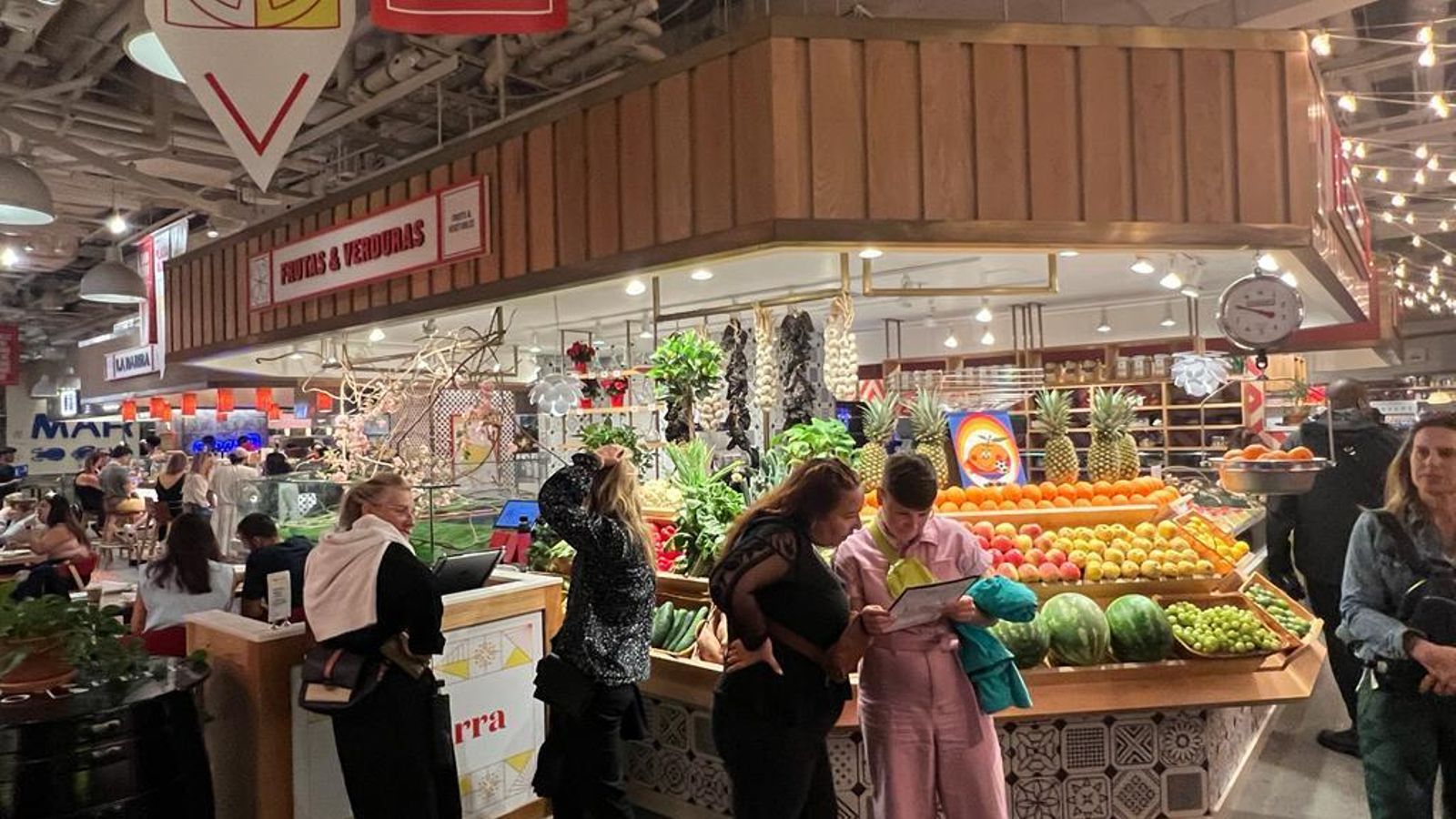 El mercado con productos españoles