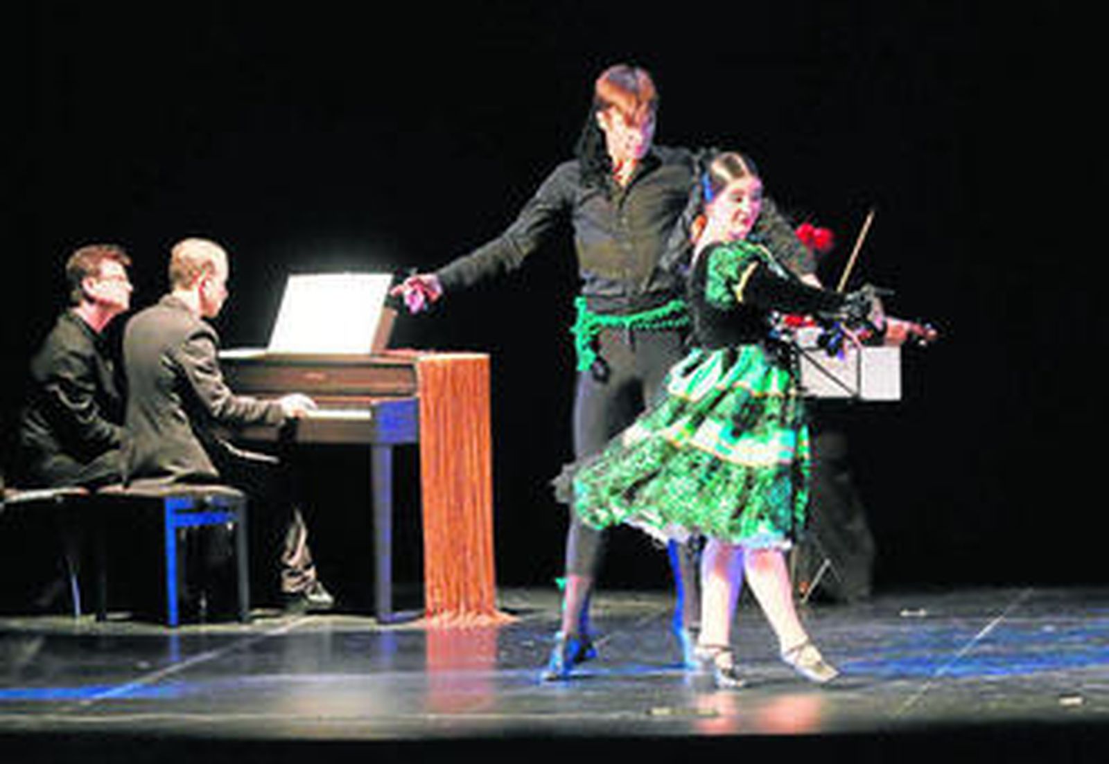 Un momento del espectáculo 'Arenas nobles', el viernes en el Teatro Góngora.