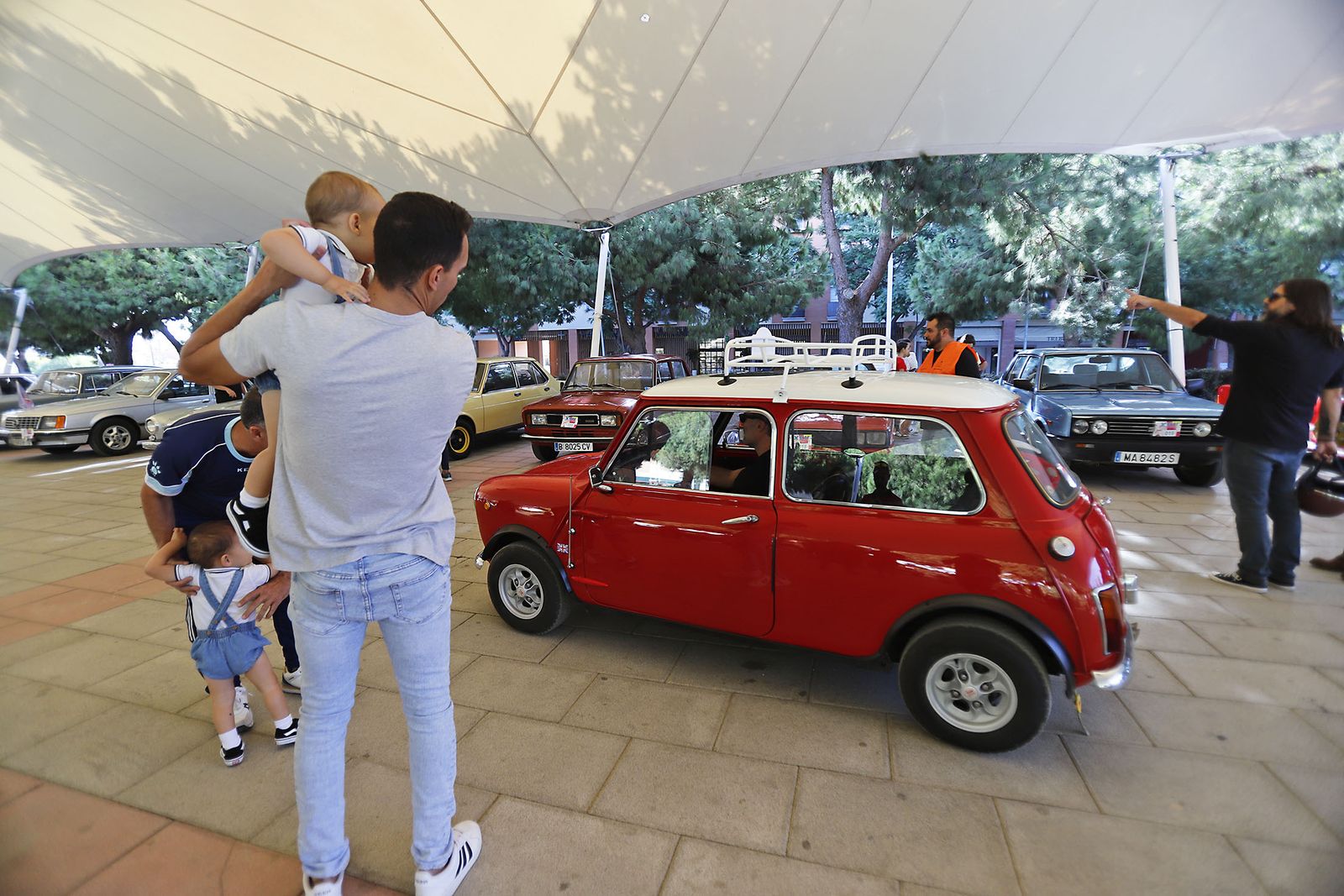 XVII concentración de vehículos antiguos Ciudad de Huelva