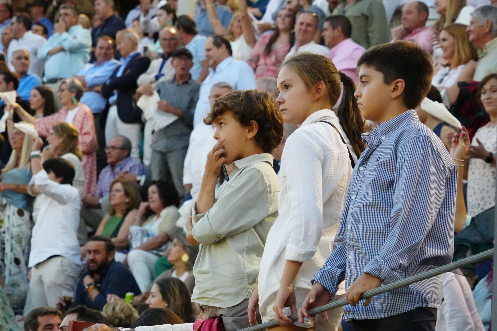 El triunfo de Rocío Romero, Manzanares y Roca Rey en la plaza de toros Pozoblanco, en imágenes
