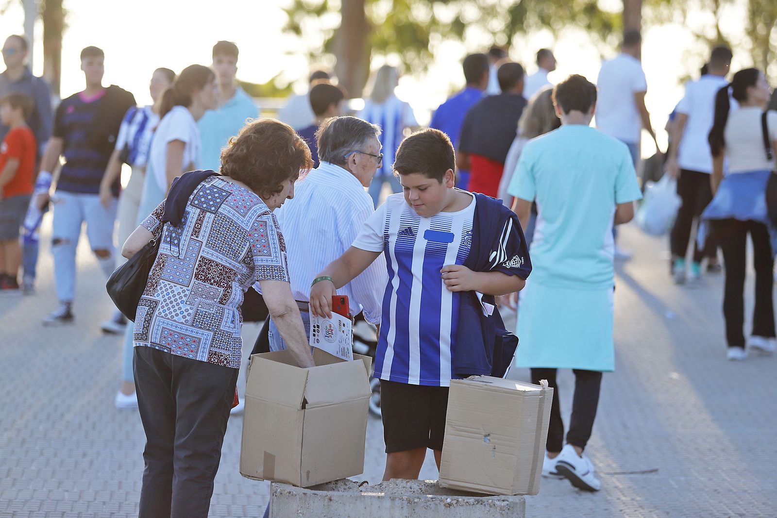 Imágenes del ambiente en el encuentro entre el Recreativo de Huelva y el CD Castellón