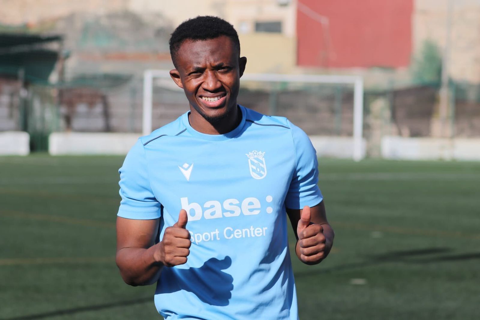 Bandogo, durante el entrenamiento de este miércoles con el Melilla.