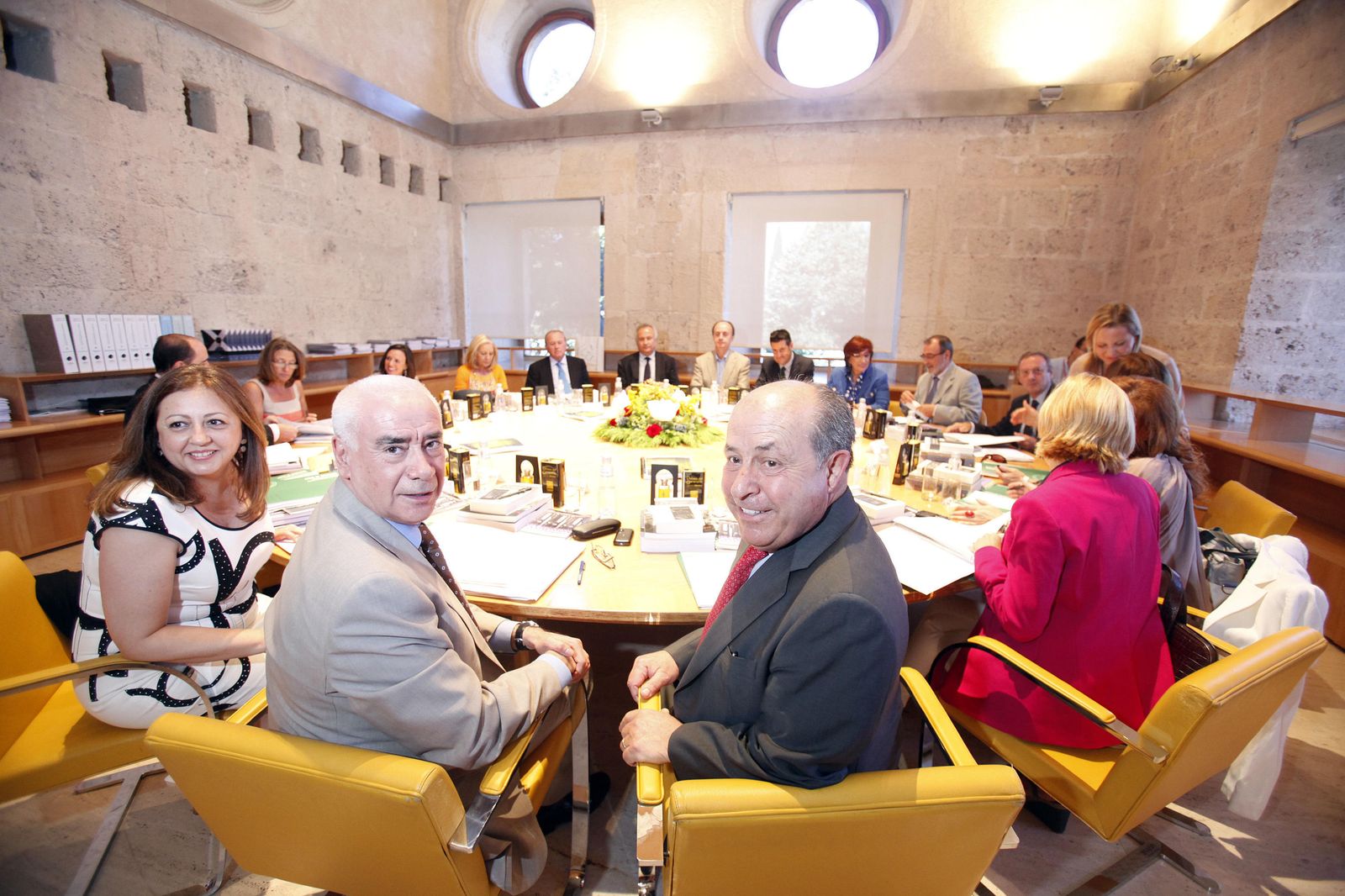 Torres Hurtado, Luciano Alonso y Mar Villafranca, de derecha a izquierda, en la Alhambra en 2012