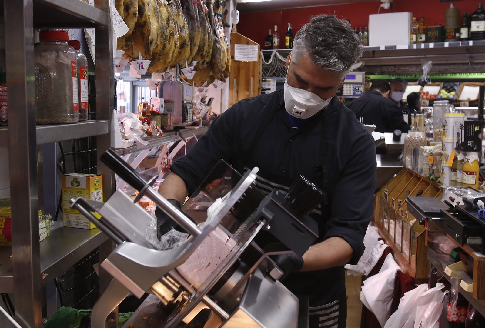 De Los Remedios al Plantinar : Ir de compras el Sábado Santo