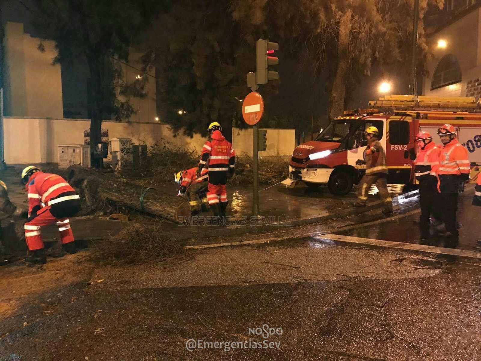 Las imágenes del paso de la borrasca 'Ana' por Sevilla