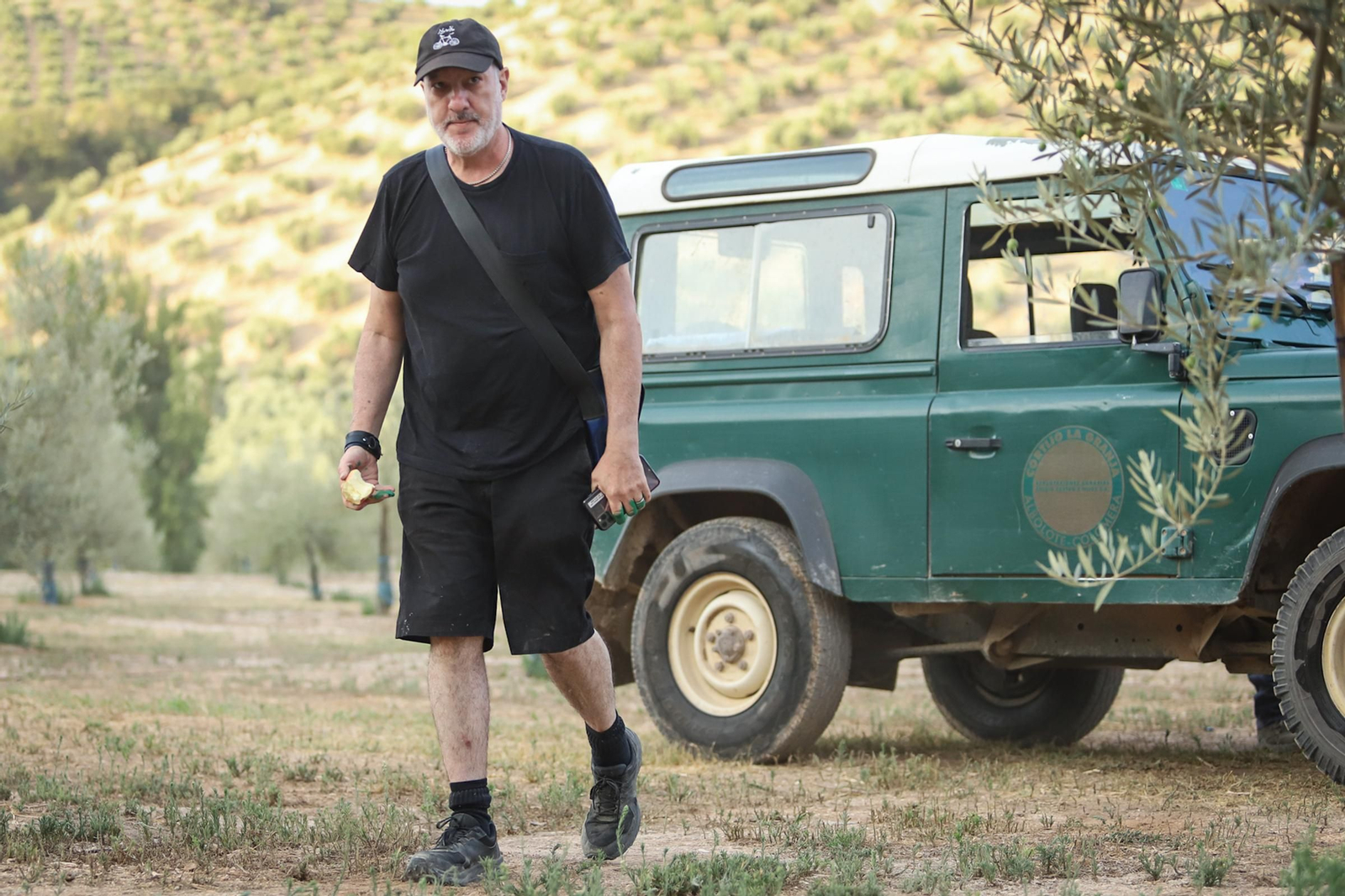 Las mejores imágenes del posado para Spencer Tunick en un olivar granadino.