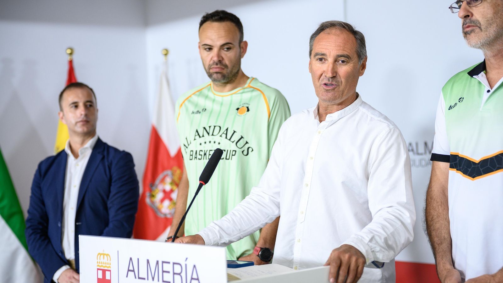 Antonio Jesús Casimiro toma la palabra en este acto.