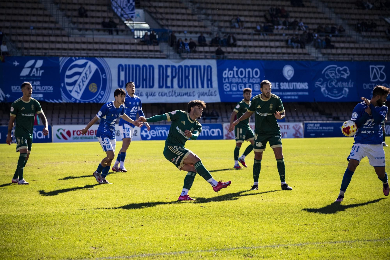 Las mejores imágenes del Xerez DFC-Recreativo de Huelva en Chapín