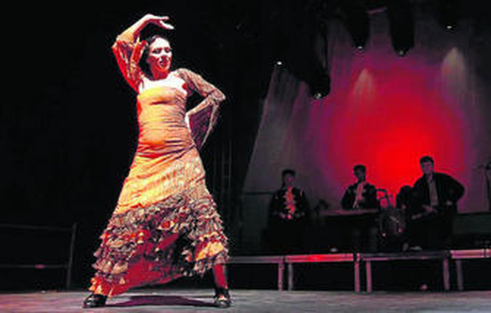 La compañía de Anabel Veloso visita hoy la sala para presentar su espectáculo 'Poema Sinfónico Nº 2'.