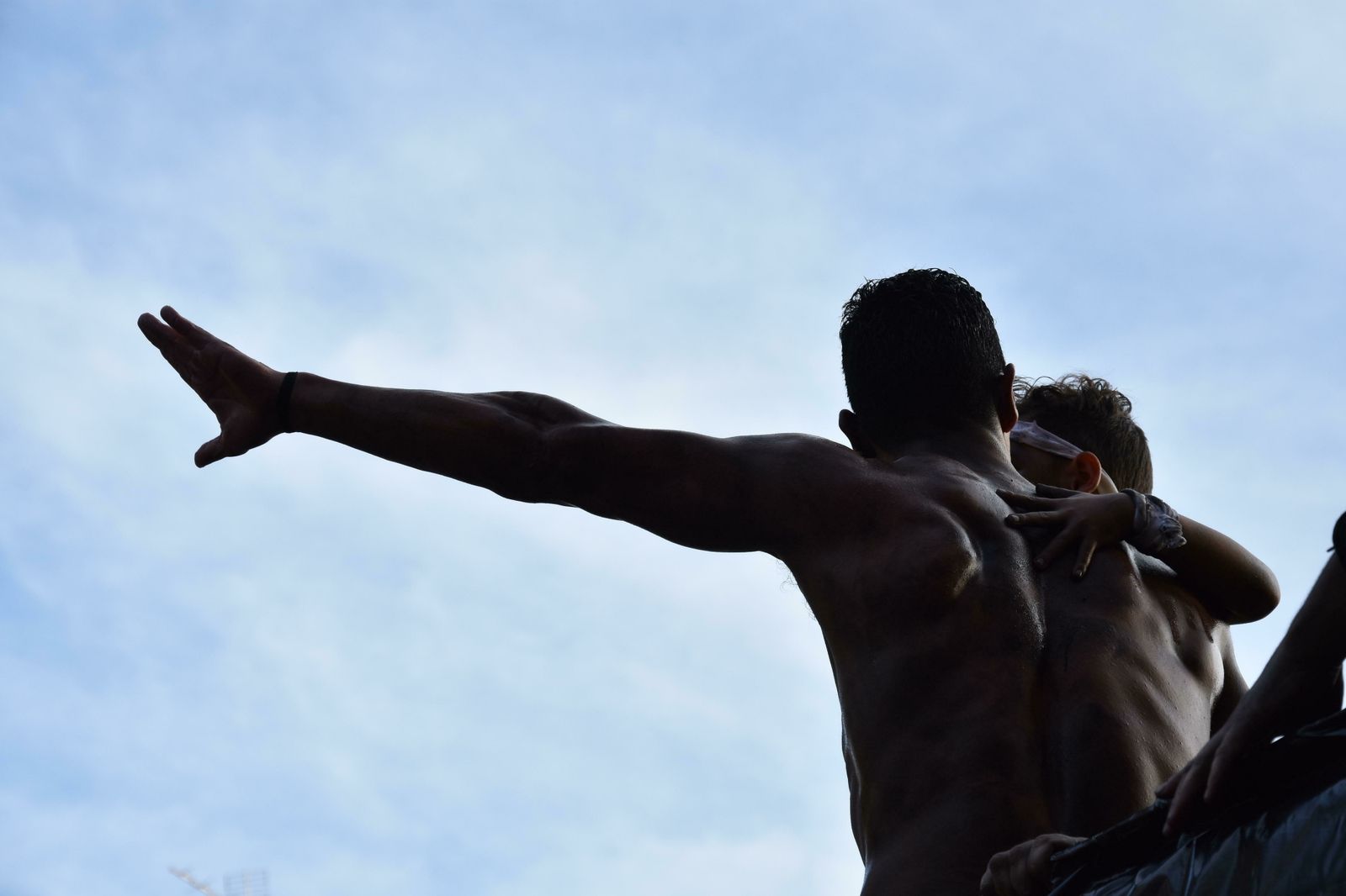 Imágenes del Cascamorras en Baza