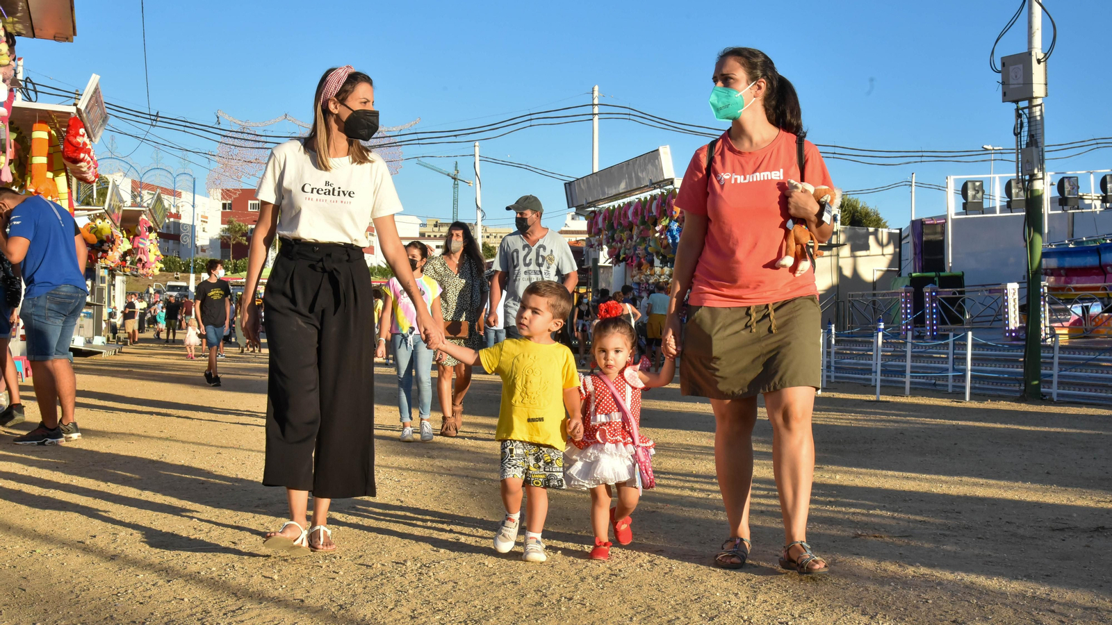 Las fotos de una tarde en un universo de atracciones en Tarifa