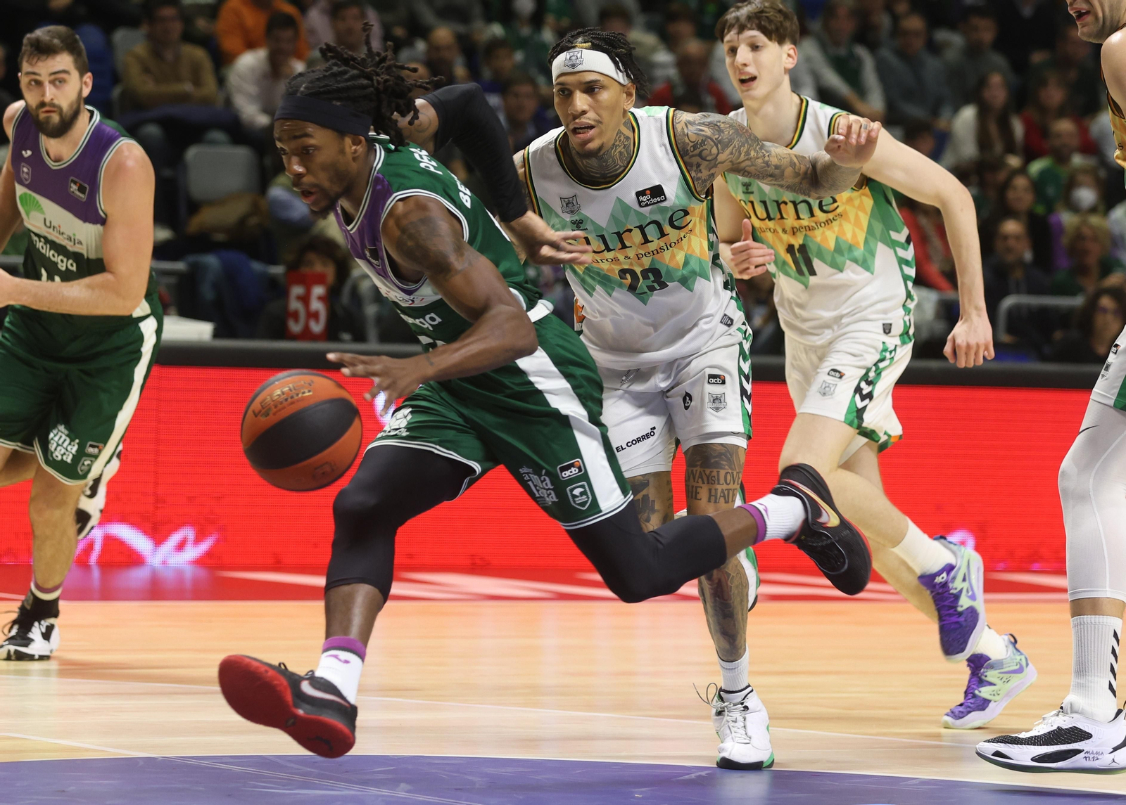 El Unicaja - Bilbao Basket, en fotos