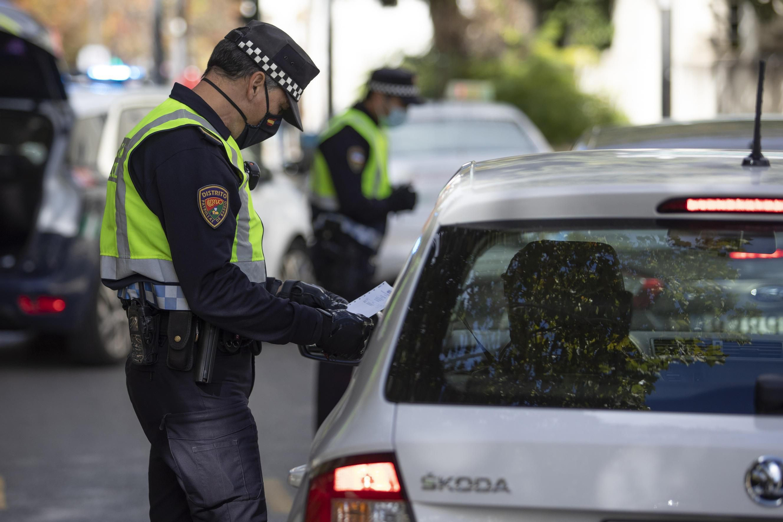Un control policial durante esta semana en Granada