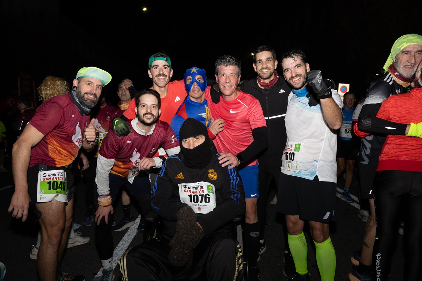 En imágenes: búscate en tu llegada a meta de la Carrera de San Antón 2026 (II)