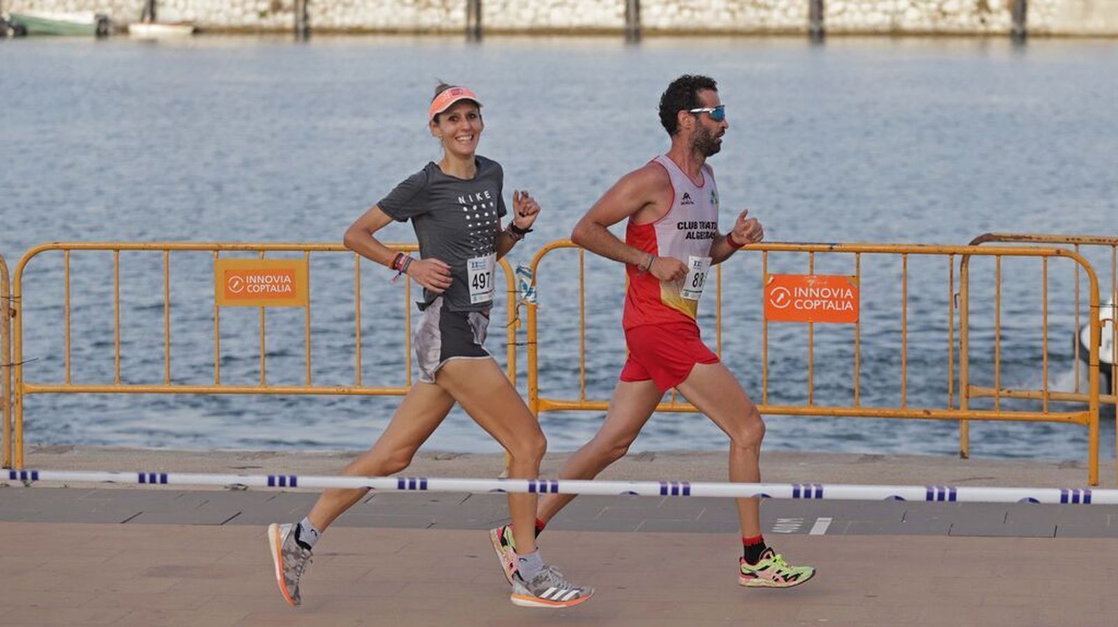 Elsa Melcón sonríe en la última edición de la Carrera Popular del Puerto de Algeciras.