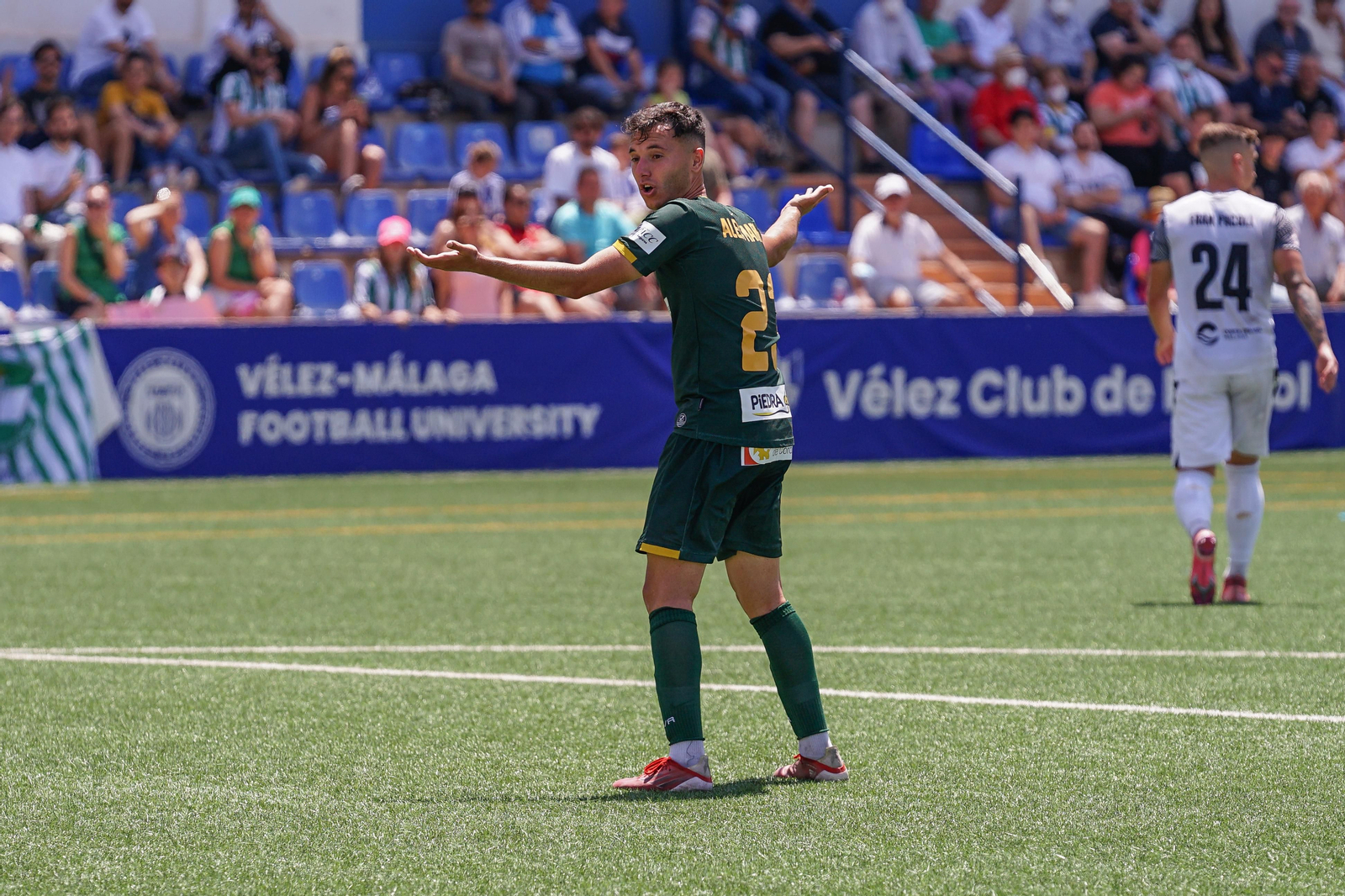 La victoria del Córdoba CF ante el Vélez, en imágenes