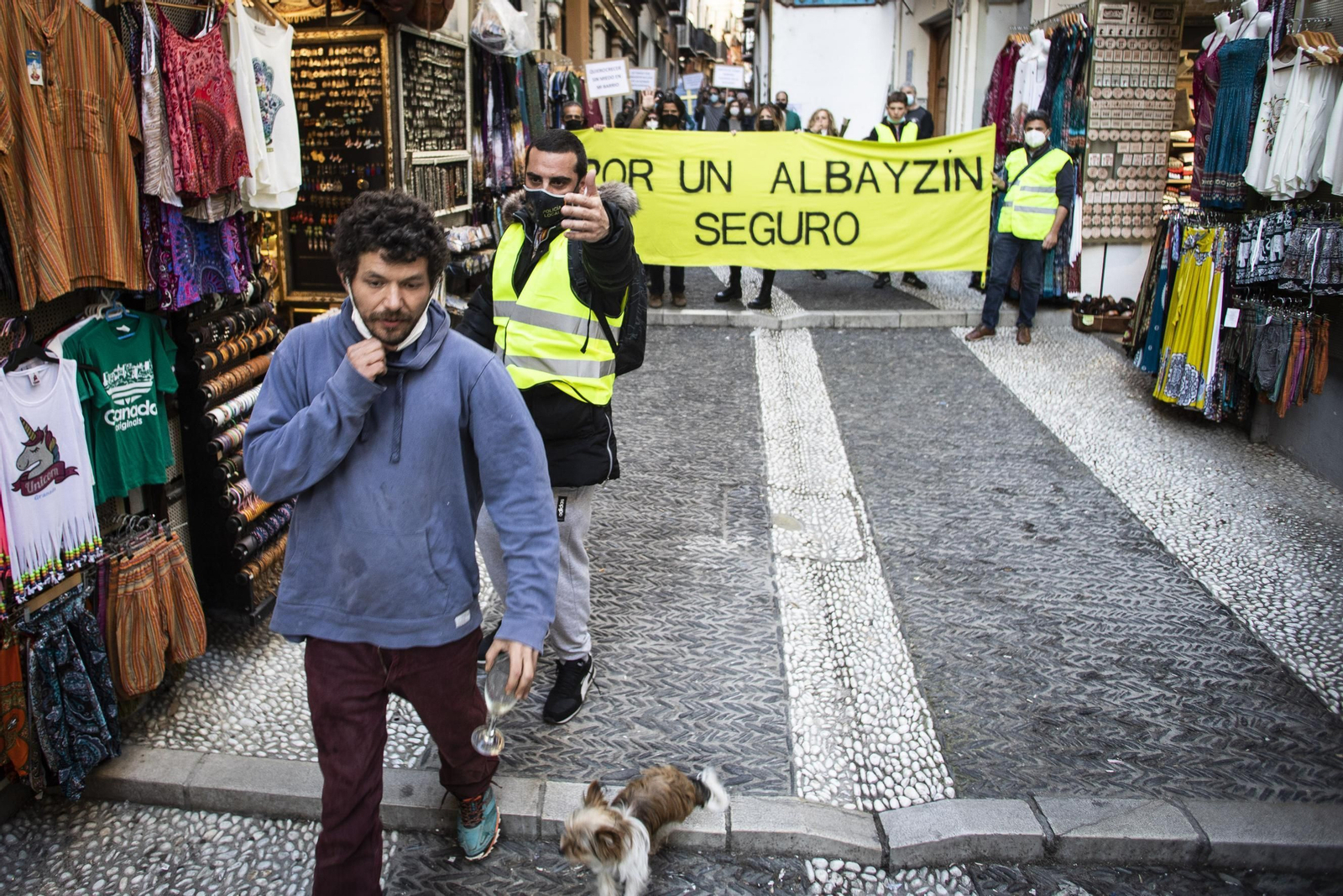Manifestación de los vecinos del Albaicín por la inseguridad en el barrio