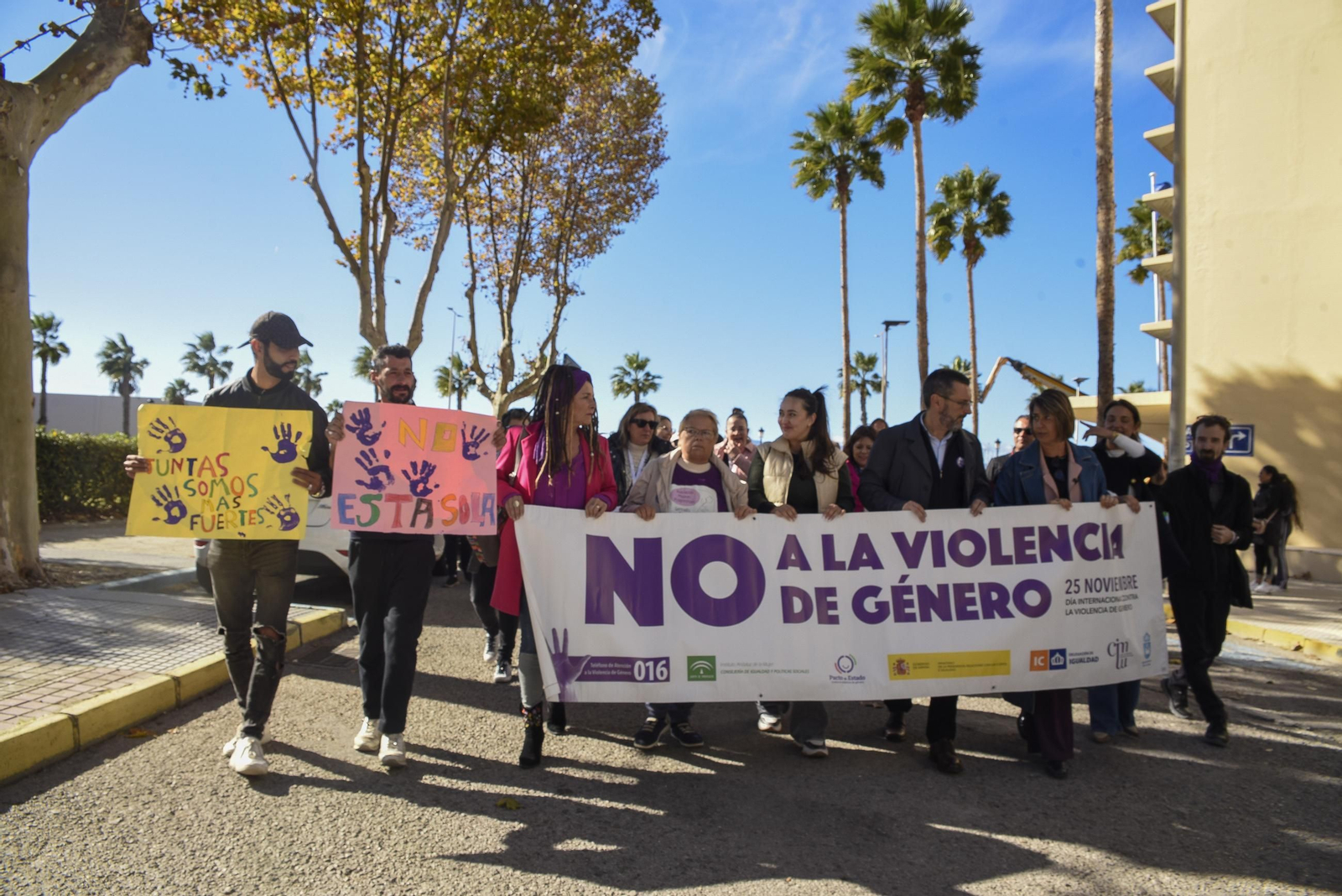 Marcha en La Línea por el 25-N, Día Internacional de la Eliminación de la Violencia contra la Mujer
