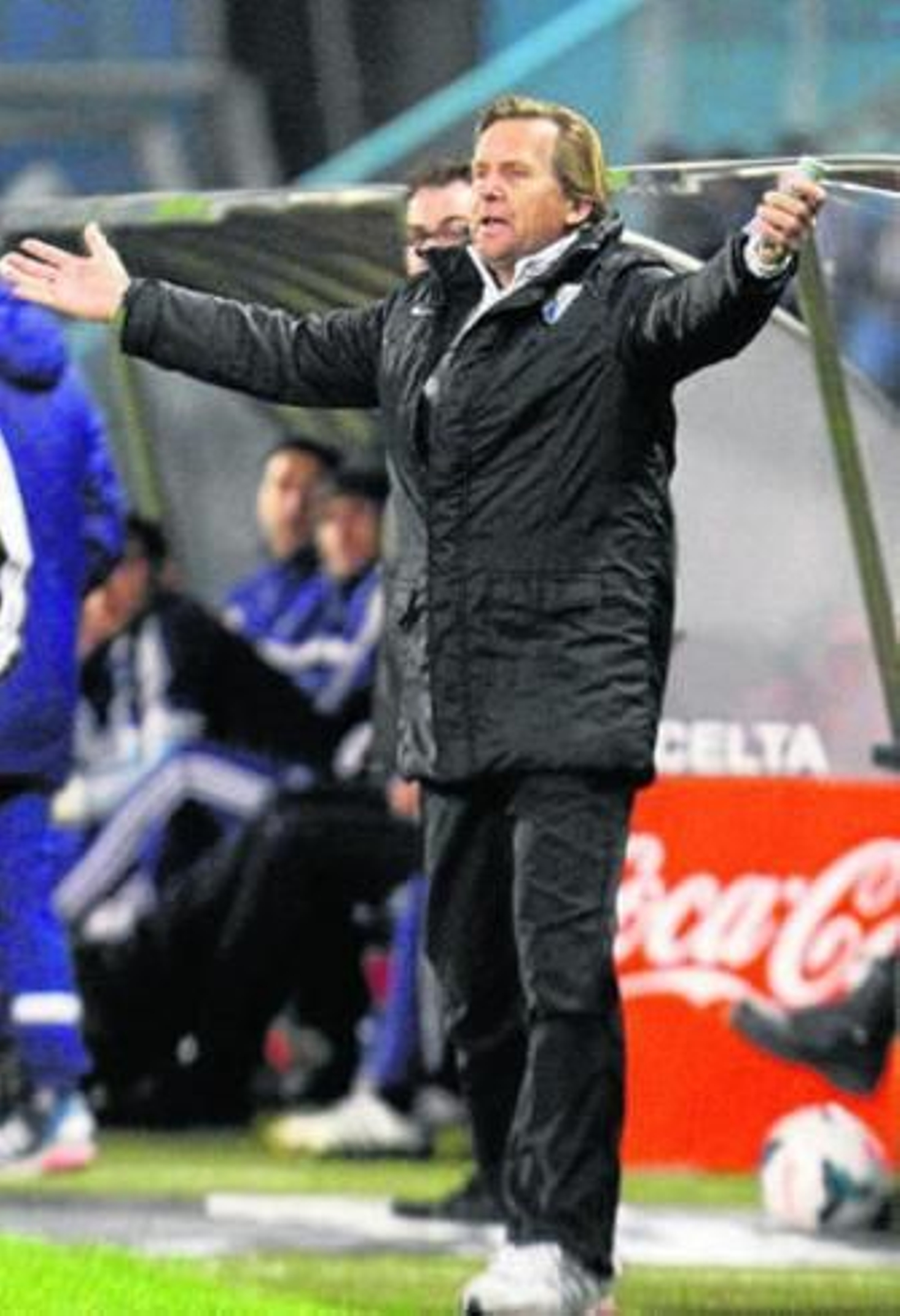 Schuster: cuatro amarillas en cinco encuentros