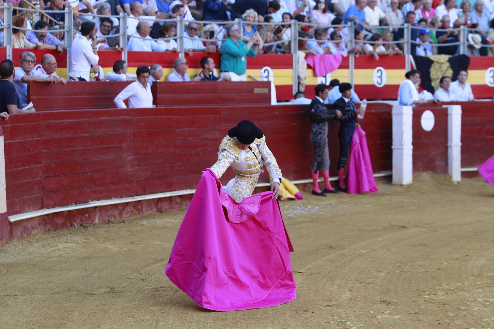 Imágenes del triunfo del torero almeriense Jorge Martínez el día de su alternativa