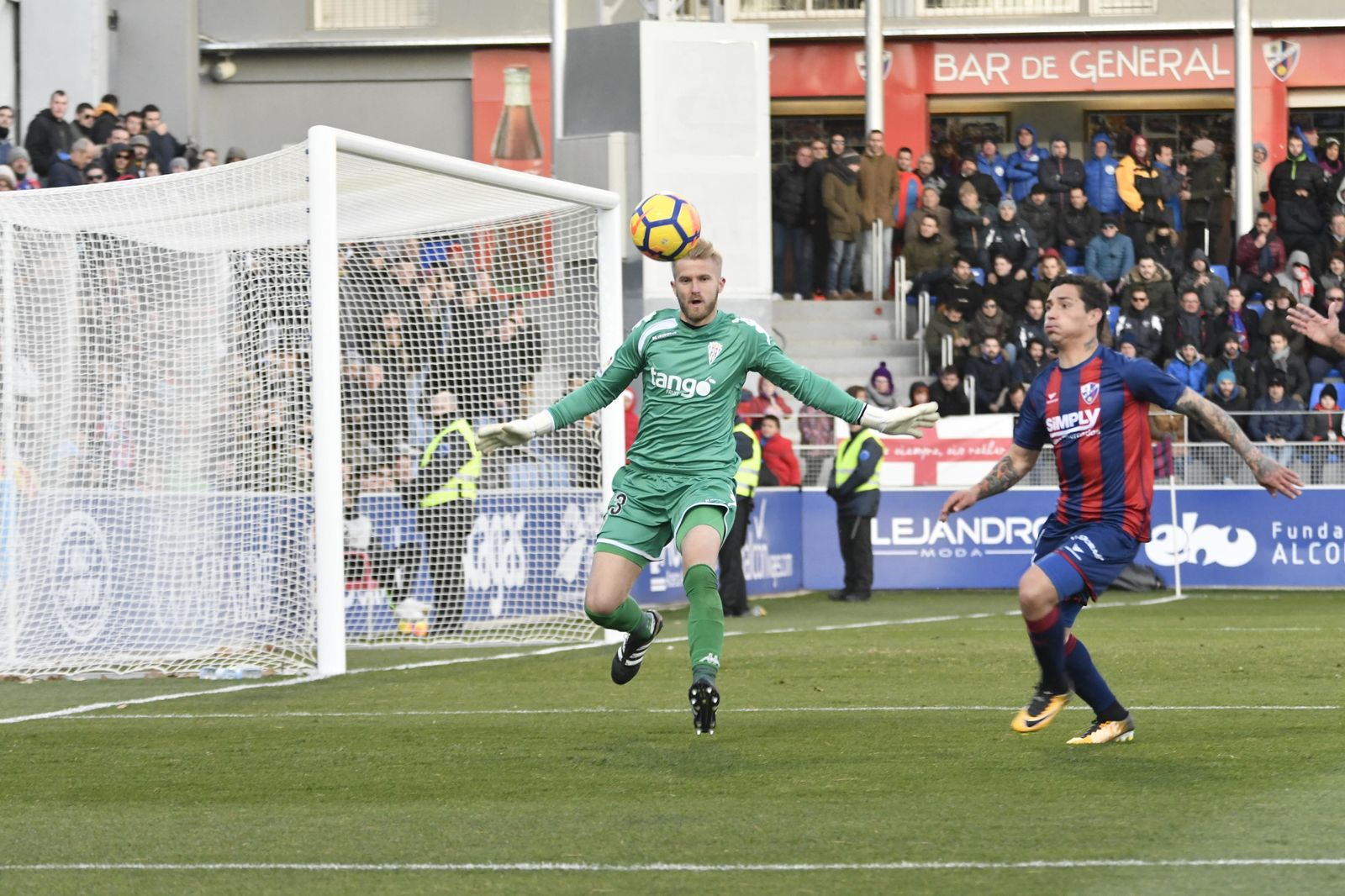 Las imágenes del Huesca-Córdoba