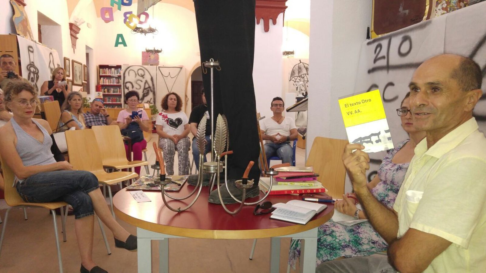 Pepe Criado, a la derecha, recibe hoy un gran homenaje en Berja.