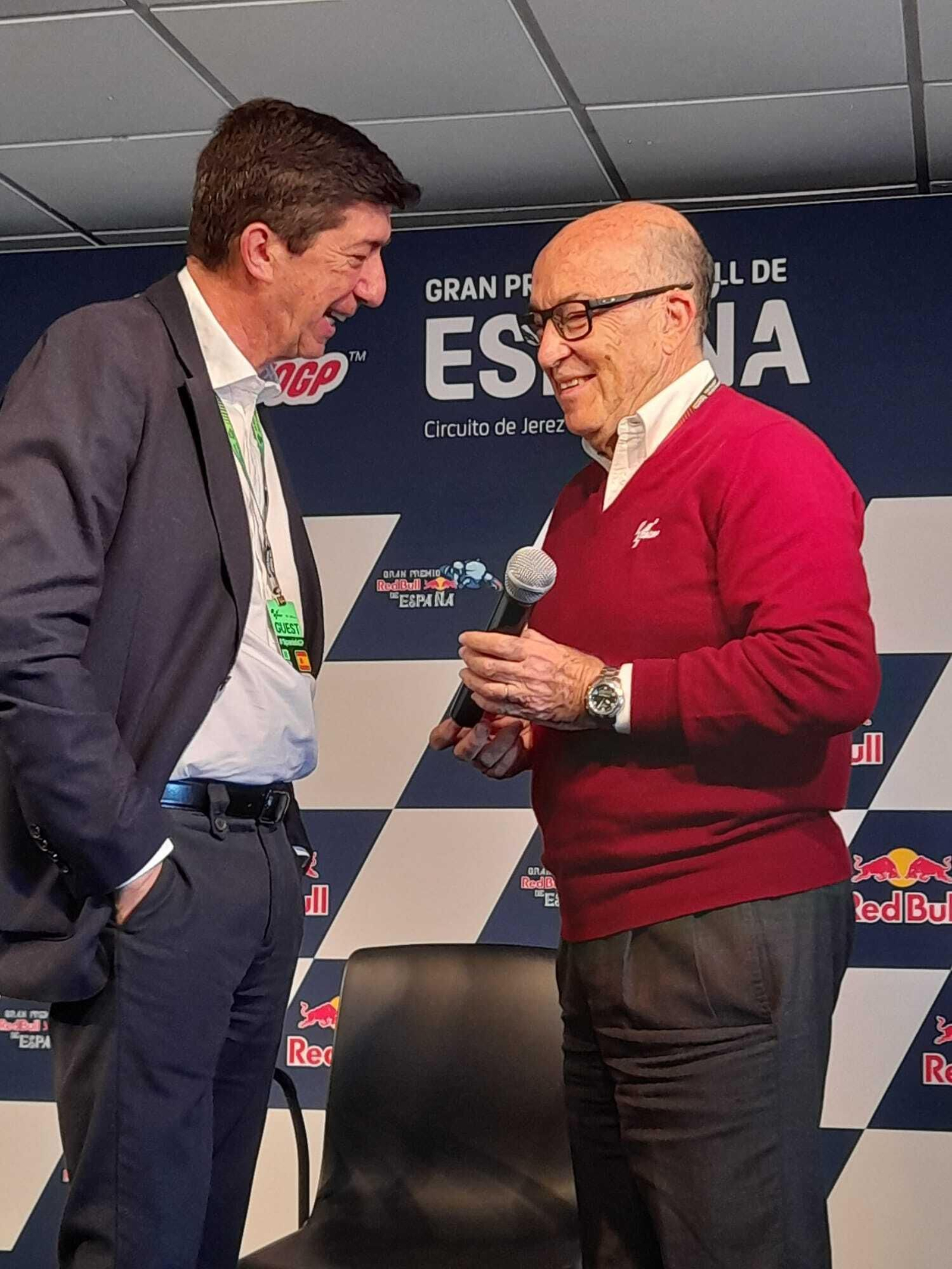 Juan Marín y Carmelo Ezpeleta, este jueves en el Circuito de Jerez-Ángel Nieto.