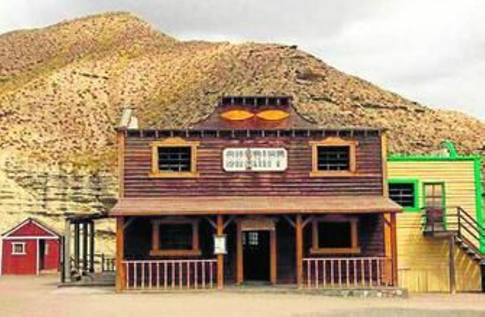 Uno de los poblados que se exponen en la muestra.