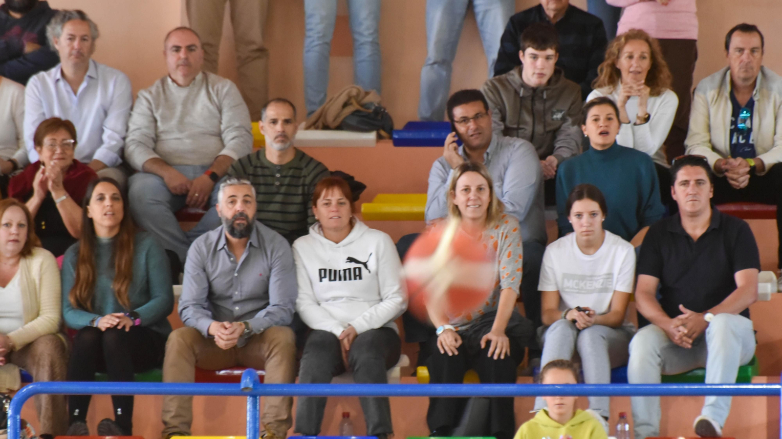 Las fotos de la ultima jornada del Andaluz infantil femenino de baloncesto en La Línea