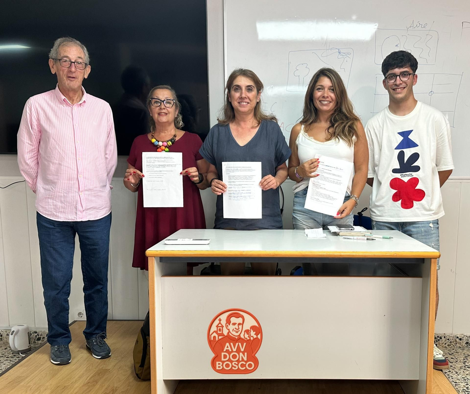 La junta directiva de la recién nacida AAVV Don Bosco.