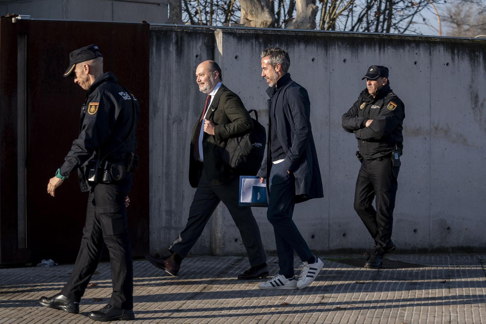 Las fotos del día de la declaración de Rubiales en el juicio