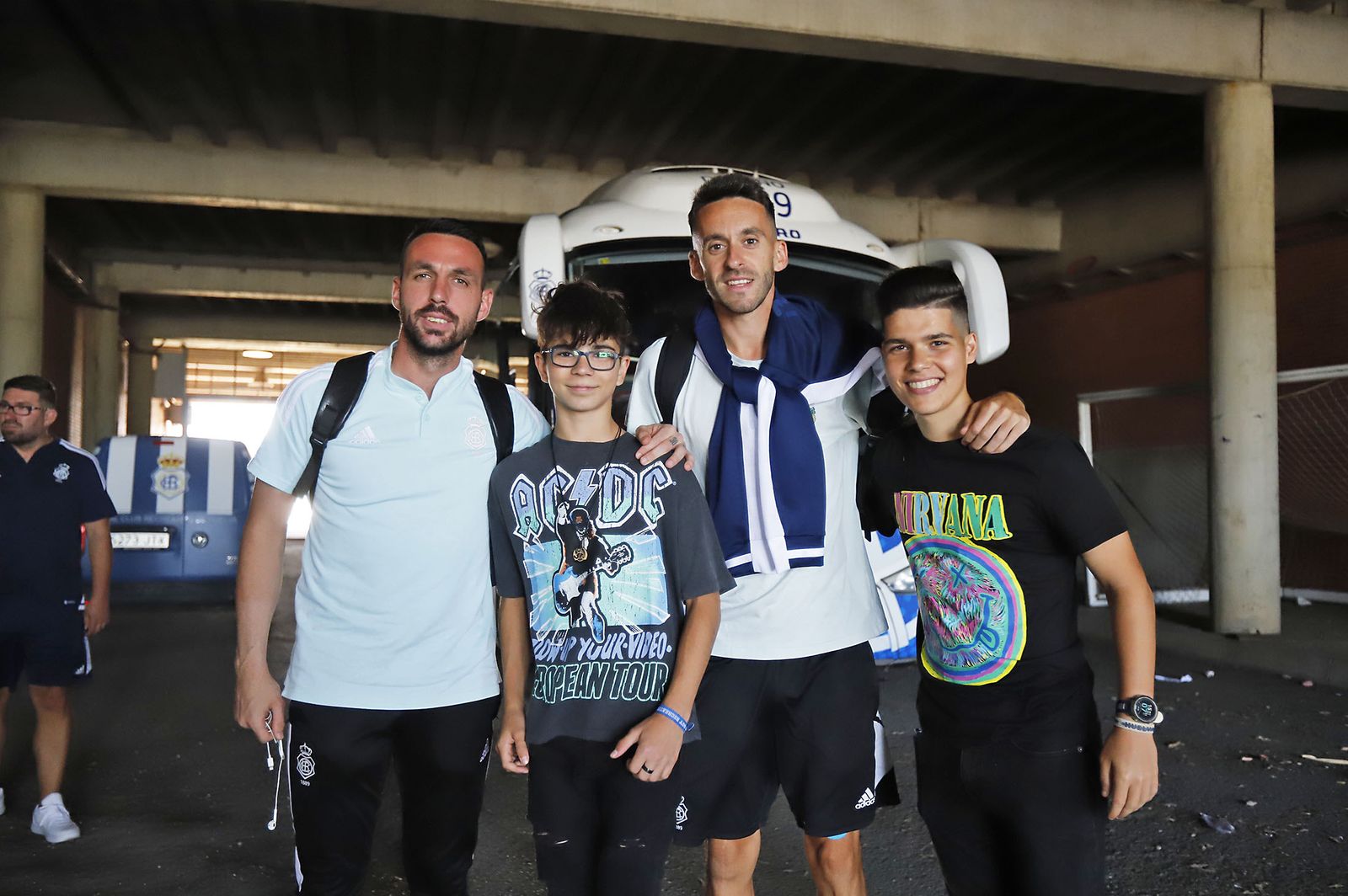 Imágenes de la salida del Recreativo de Huelva a Cáceres