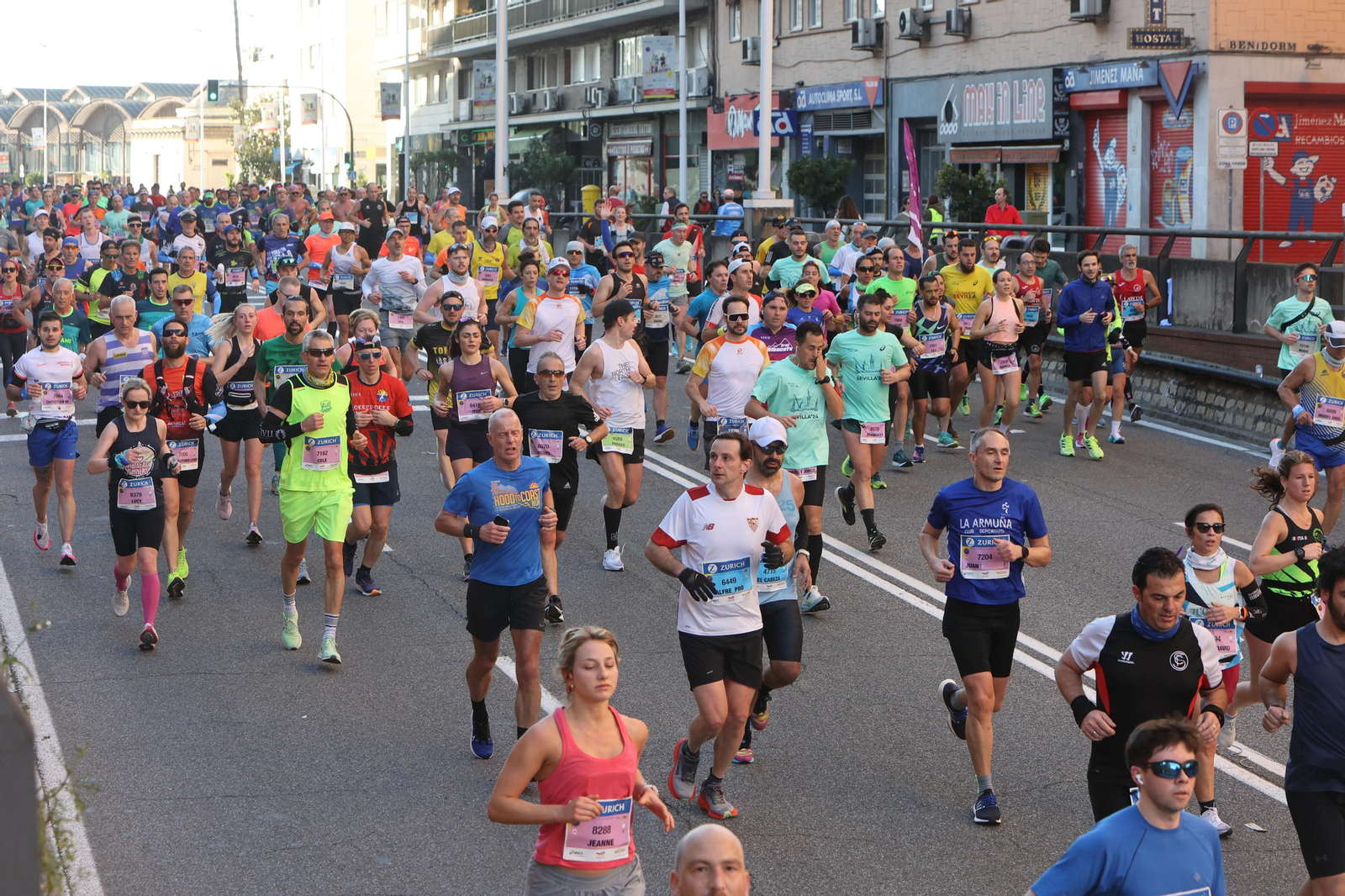 Búscate en la Zurich maratón de Sevilla