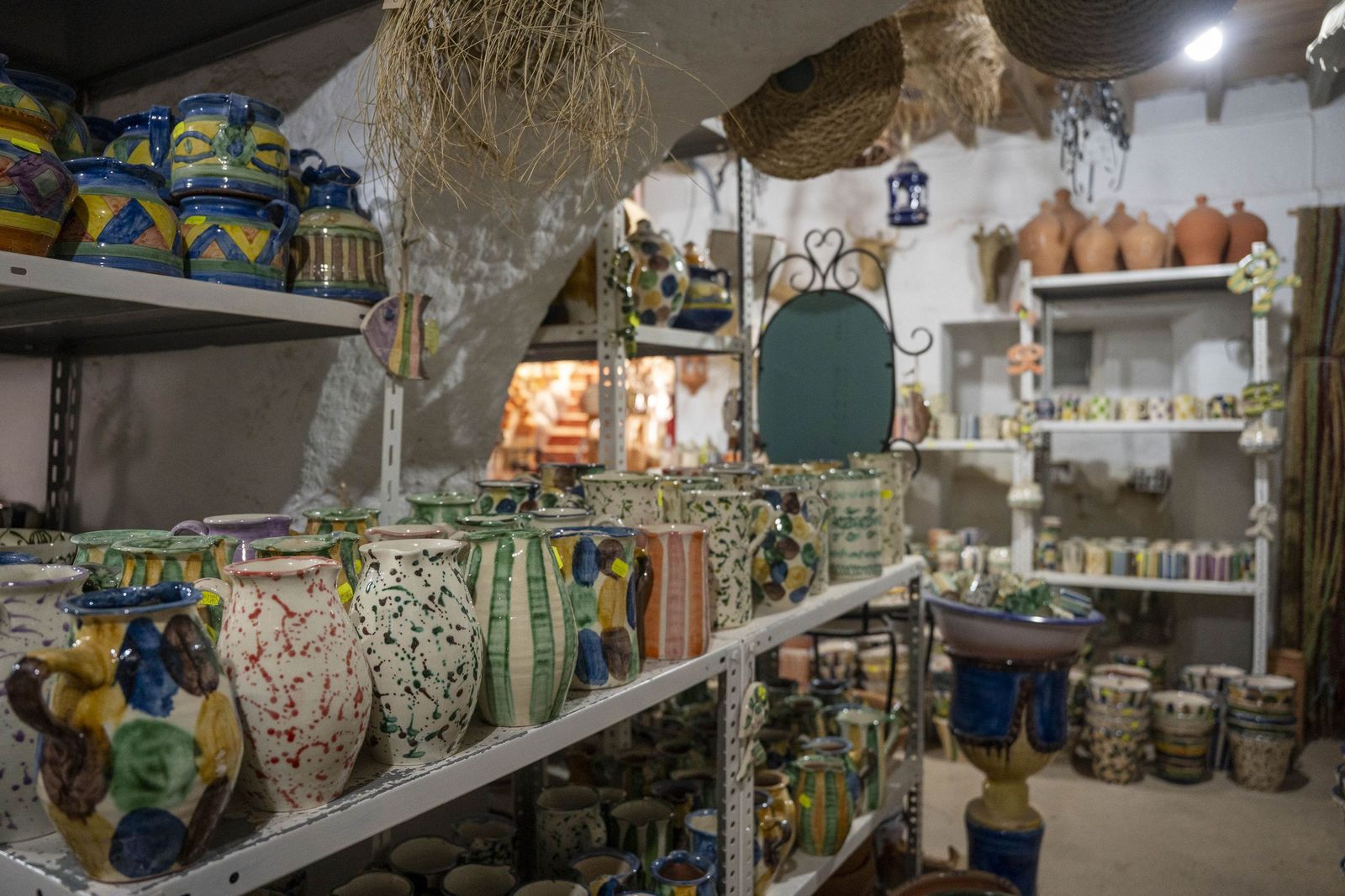 Viaje al centro del corazón alfarero de Níjar, en imágenes