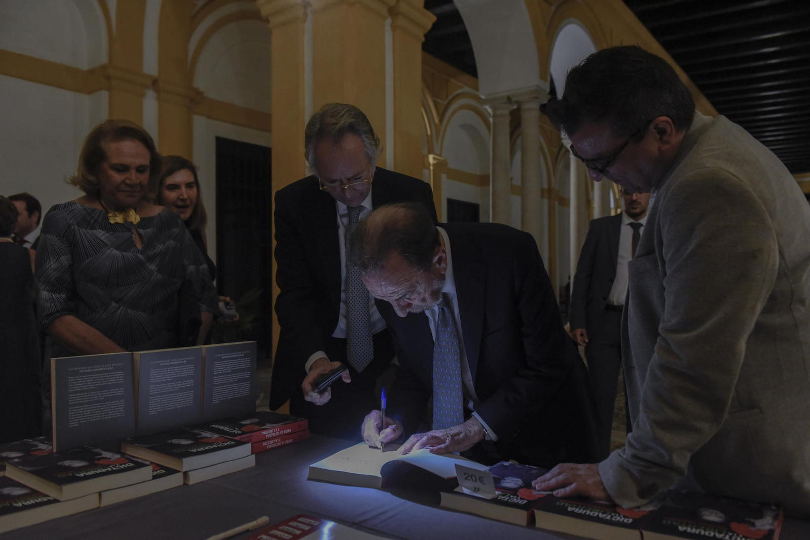 XI Premio Manuel Clavero a Eduardo Saborido