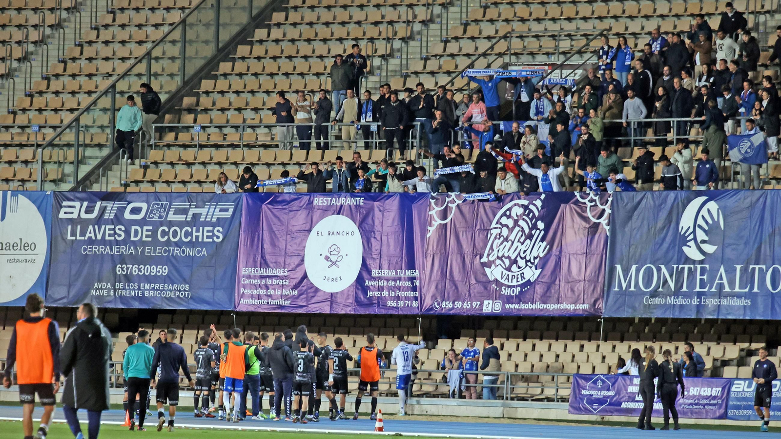 Imágenes del derbi entre Xerez CD y Xerez DFC en Chapín