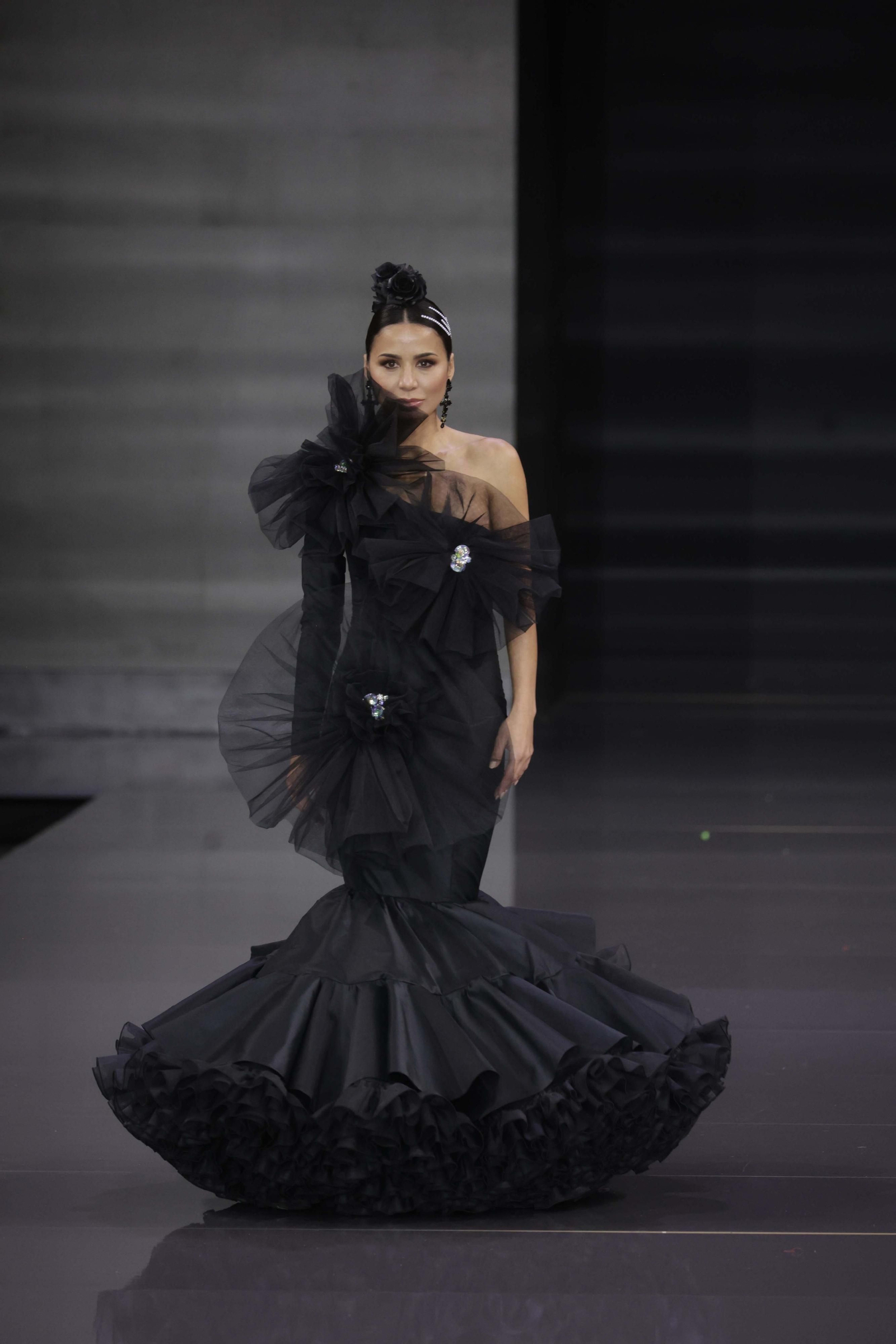 El desfile de  De Lunares y Volantes en SIMOF 2023, todas las fotos