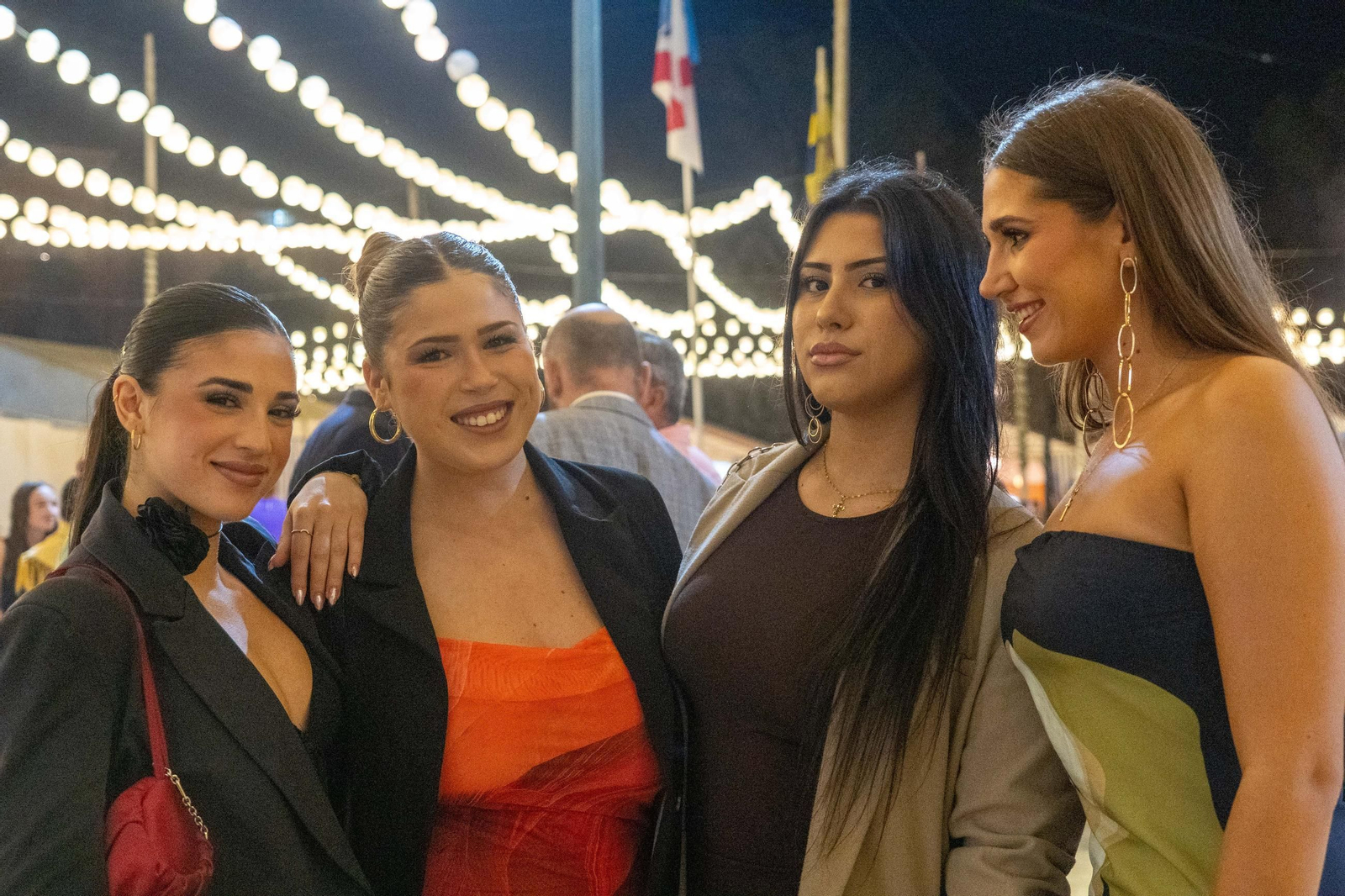 Ambiente de la noche del 10 de Octubre en la Feria Del Caballo 2025